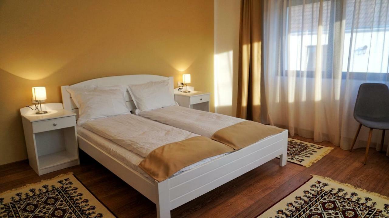 Casa Badea Hotel Riu Alb Eksteriør billede